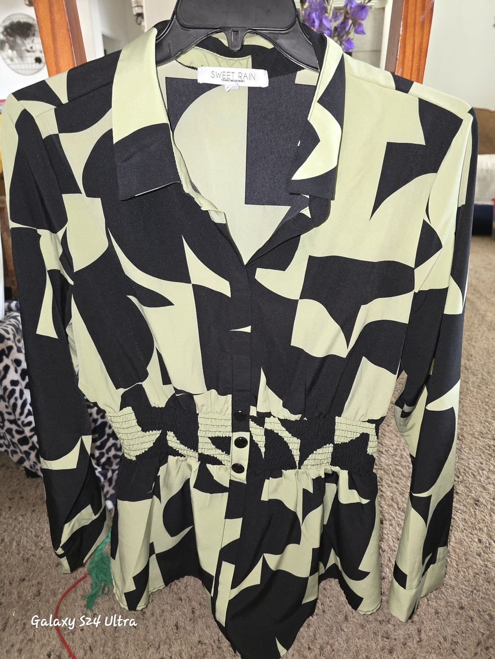 Sweet Rain Olive and Black Abstract Long Sleeve Women's Dress